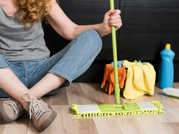 How to Declutter Your Home Effectively Before a Cleaning Service